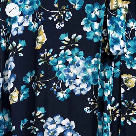 Lulu’s Floral Maxi Wrap Dress - Picture 7 of 7